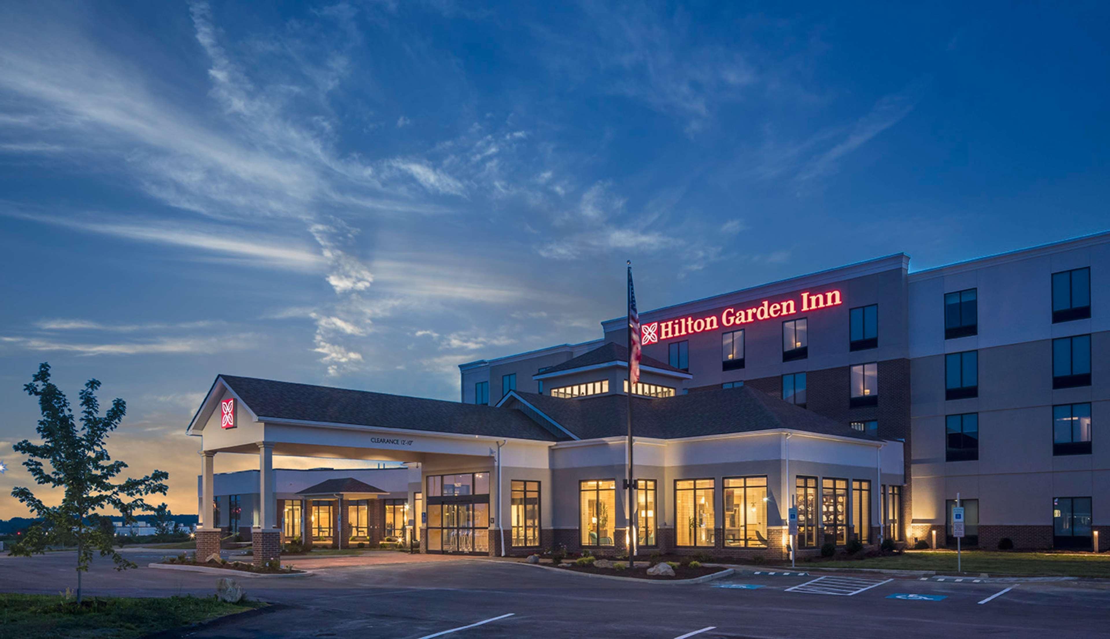 Hilton Garden Inn Pittsburgh Airport Moon Township Esterno foto