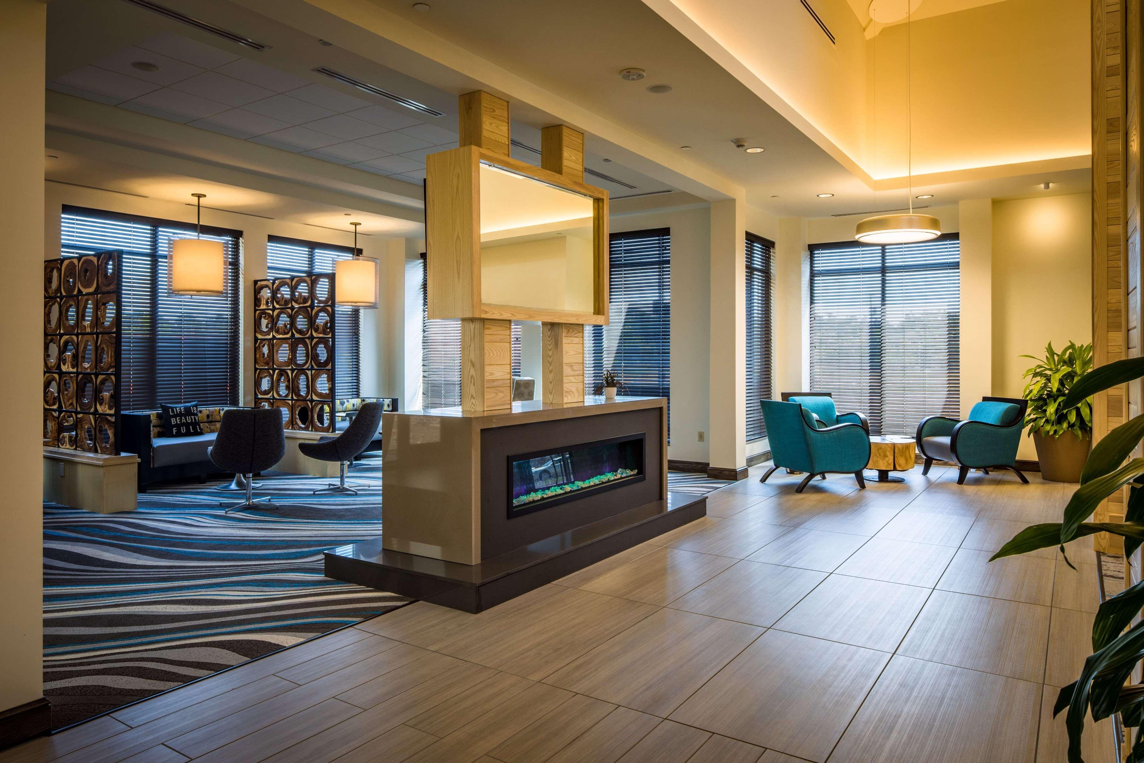 Hilton Garden Inn Pittsburgh Airport Moon Township Esterno foto