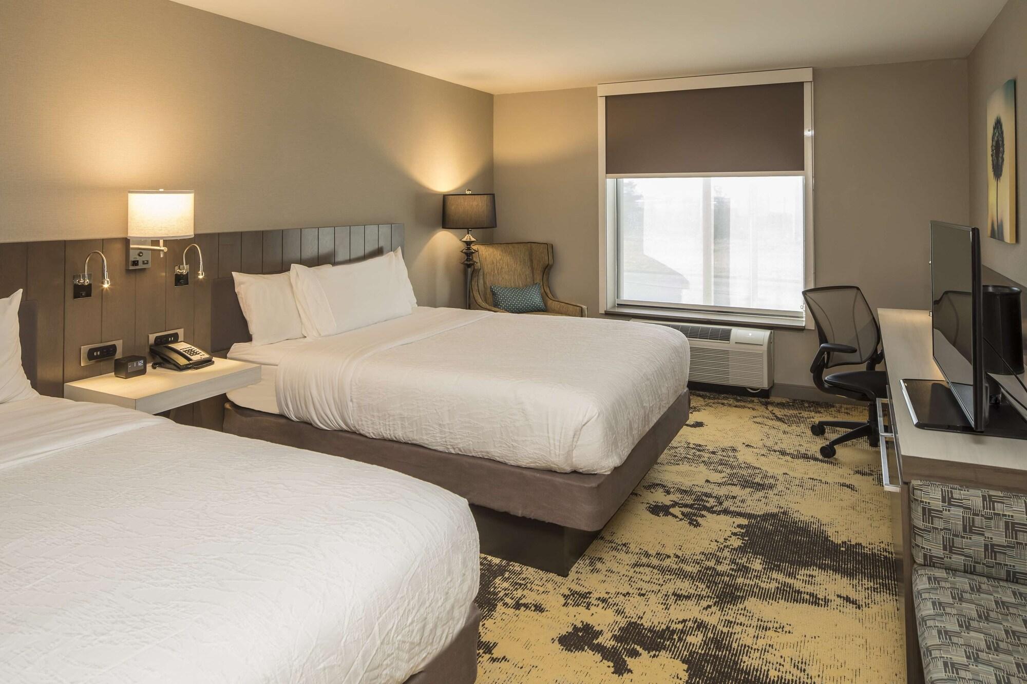 Hilton Garden Inn Pittsburgh Airport Moon Township Esterno foto