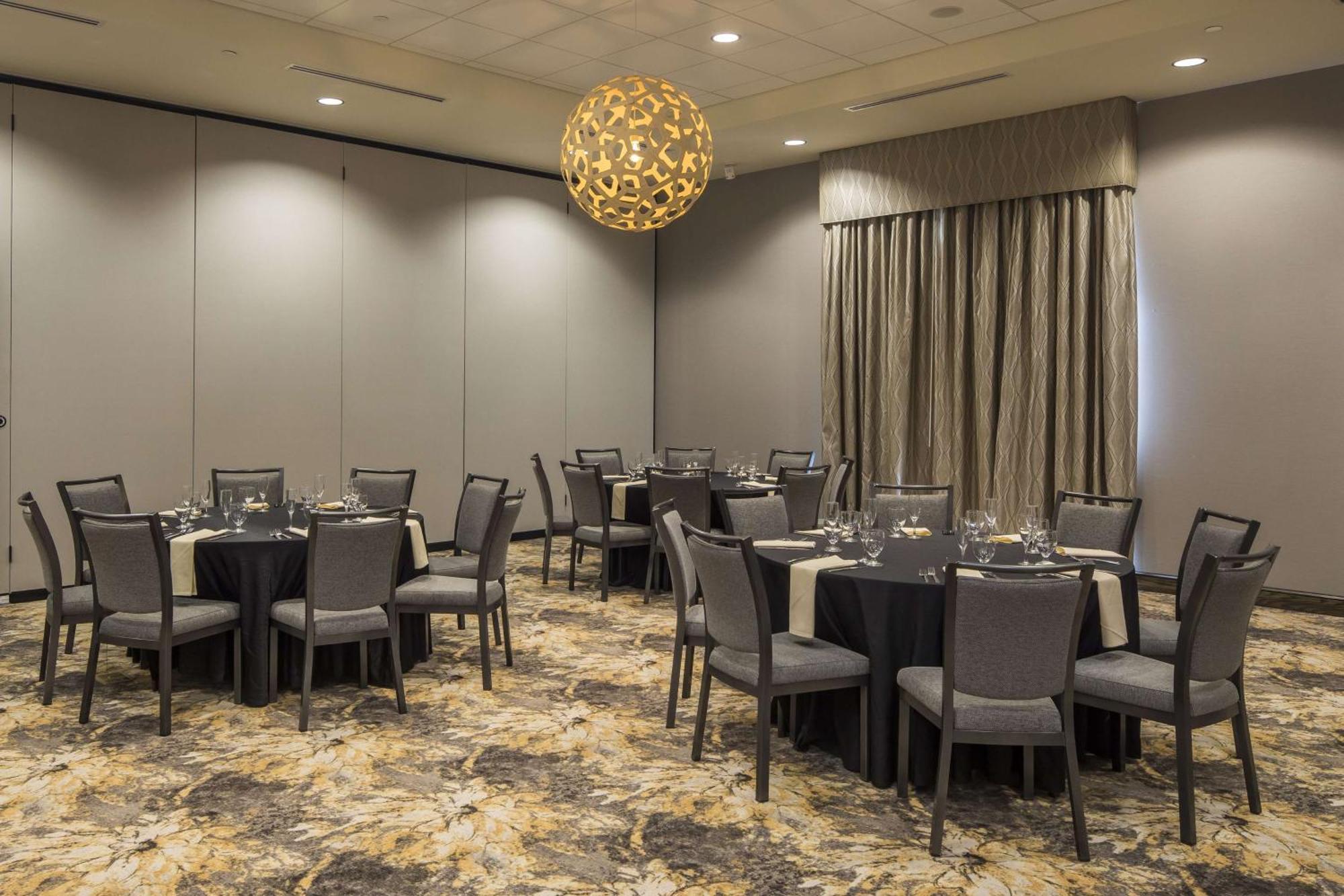 Hilton Garden Inn Pittsburgh Airport Moon Township Esterno foto